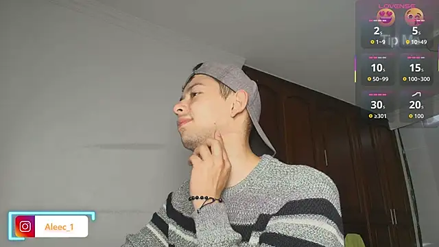 Aleecandrews online show from October 21, 7:24 pm