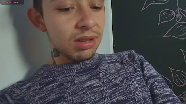 Aleecandrews online show from November 14, 7:17 pm