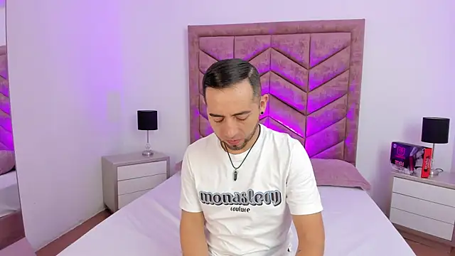 Lushian  online show from March 31, 3:14 pm