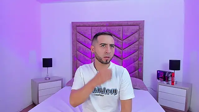 Lushian  online show from April 6, 3:46 pm