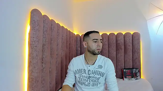 Lushian  online show from February 12, 3:01 pm