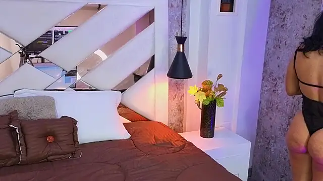 Saara evans  online show from September 23, 8:16 pm