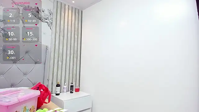 Snapshot of KELSSEYANDERS chatting on February 28, 12:49 pm KELSSEYANDERS online show from February 28, 12:49 pm