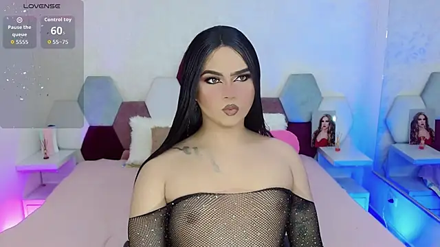 kushina uzumaki75 online show from December 3, 4:13 am