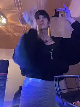 Seductively4 20 online show from April 23, 6:53 pm