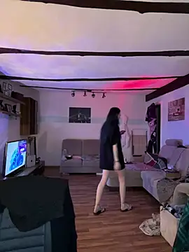 Seductively4 20 online show from February 9, 4:16 pm