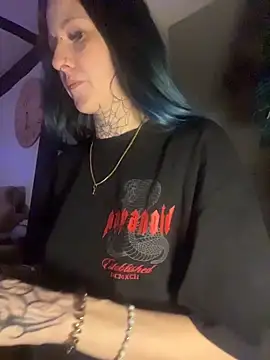 Seductively4 20 online show from February 15, 10:30 pm