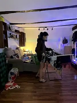 Seductively4 20 online show from January 15, 5:00 am