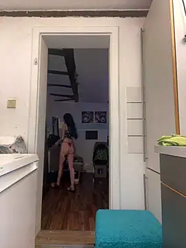 Seductively4 20 online show from February 2, 5:56 pm