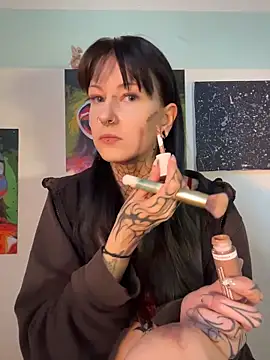 Snapshot of Seductively4_20 chatting on June 15, 9:31 am Seductively4 20 online show from June 15, 9:31 am