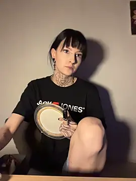 Seductively4 20 online show from May 11, 7:33 pm