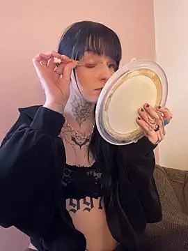 Seductively4 20 online show from April 30, 9:16 am