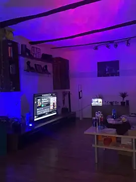 Seductively4 20 online show from October 20, 4:29 pm