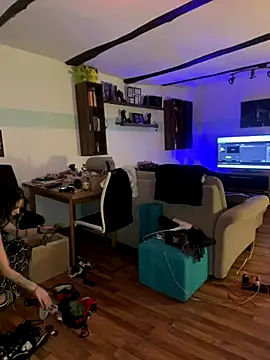 Seductively4 20 online show from January 7, 4:50 am