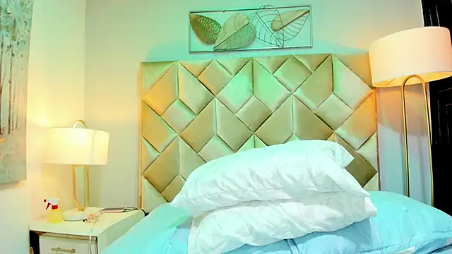 DanniaKross online show from September 27, 9:26 am