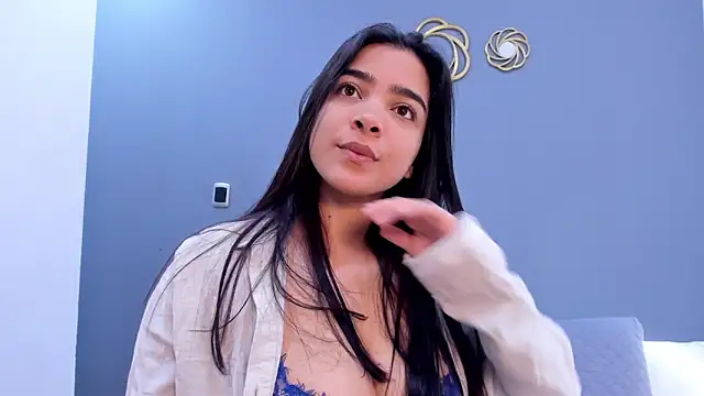 KamilaBetancourt online show from June 4, 1:38 pm