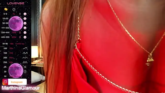 Snapshot of Marthina chatting on October 13, 10:43 pm Marthina online show from October 13, 10:43 pm