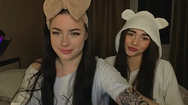 Snapshot of honey_____bunny chatting on September 21, 3:39 pm honey bunny online show from September 21, 3:39 pm