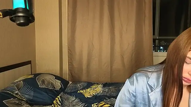 Snapshot of honey_____bunny chatting on November 2, 12:21 pm honey bunny online show from November 2, 12:21 pm