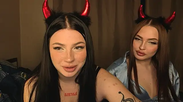 Snapshot of honey_____bunny chatting on October 26, 12:49 pm honey bunny online show from October 26, 12:49 pm