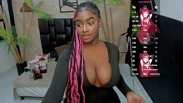 Snapshot of alana_bonny chatting on December 3, 12:37 pm alana bonny online show from December 3, 12:37 pm