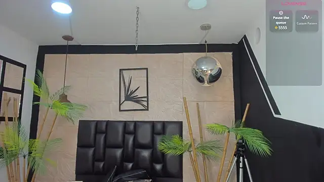 Snapshot of alana_bonny chatting on September 9, 12:36 pm alana bonny online show from September 9, 12:36 pm