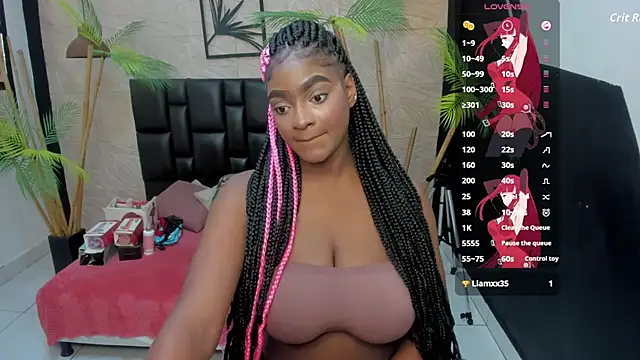 Snapshot of alana_bonny chatting on November 10, 12:10 pm alana bonny online show from November 10, 12:10 pm