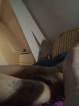 Tholel420 online show from March 22, 9:16 pm