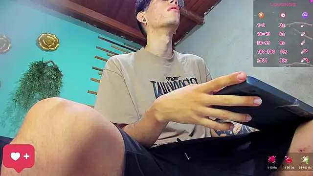 david huge online show from November 1, 1:38 pm