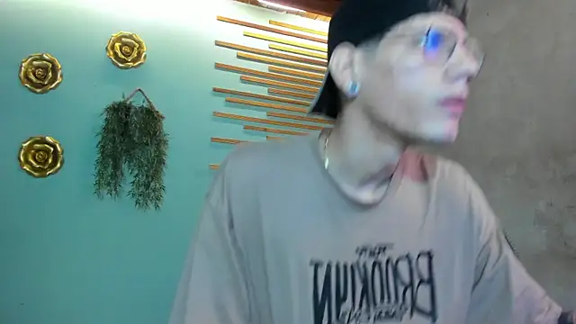 david huge online show from October 15, 1:41 pm