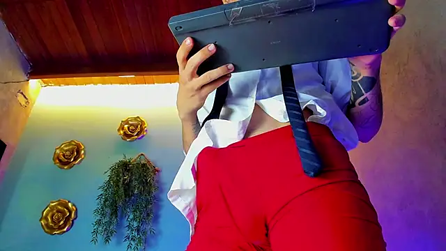 david huge online show from October 25, 1:45 pm