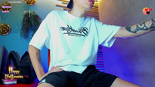 david huge online show from October 22, 1:43 pm