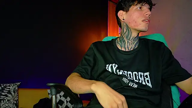 david huge online show from June 15, 3:51 am
