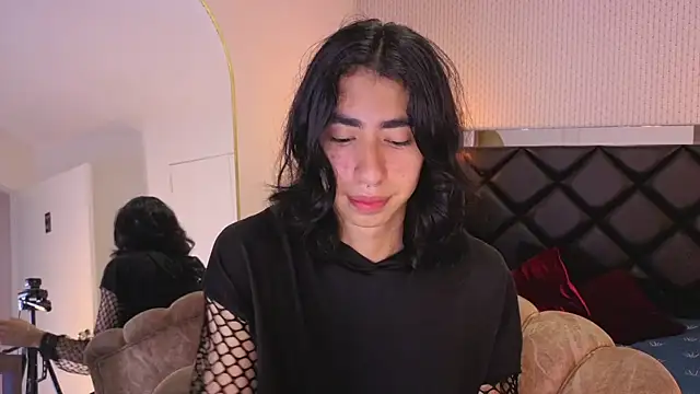 ryo light online show from April 8, 4:03 am