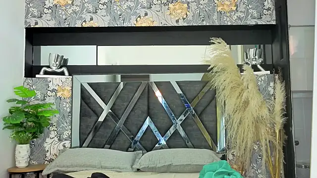 ryo light online show from January 10, 7:42 pm