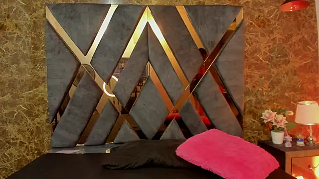 bianca vega  online show from March 1, 5:18 am