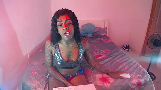 pink 7777 online show from May 9, 3:04 pm