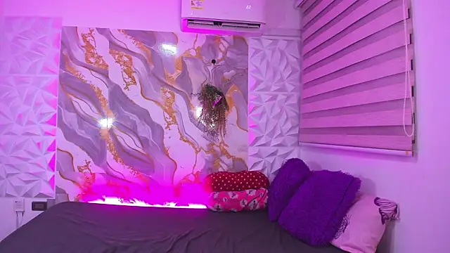 stuart fetish online show from December 4, 11:48 pm