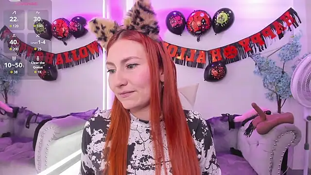 Alicia leclair online show from November 1, 8:03 pm