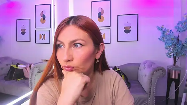 Alicia leclair online show from September 24, 3:35 am