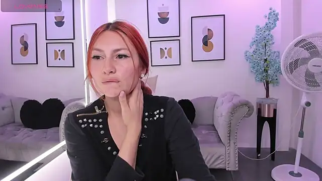 Alicia leclair online show from December 17, 7:30 pm