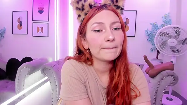 Alicia leclair online show from November 7, 3:44 am