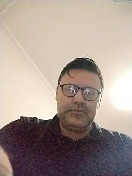 Snapshot of LeoMaduroSP chatting on October 27, 12:28 pm LeoMaduroSP online show from October 27, 12:28 pm