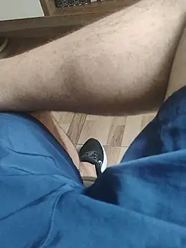 Snapshot of LeoMaduroSP chatting on December 15, 12:55 pm LeoMaduroSP online show from December 15, 12:55 pm