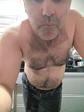 Snapshot of LeoMaduroSP chatting on October 26, 8:09 pm LeoMaduroSP online show from October 26, 8:09 pm