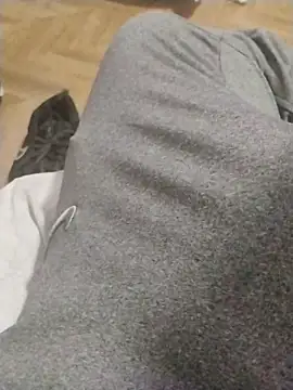 Snapshot of LeoMaduroSP chatting on November 13, 3:54 am LeoMaduroSP online show from November 13, 3:54 am