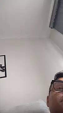 LeoMaduroSP online show from March 11, 1:27 pm