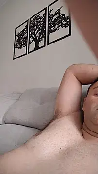 LeoMaduroSP online show from February 9, 1:20 pm