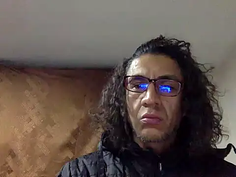JotaXtremoDuro online show from December 23, 6:23 am