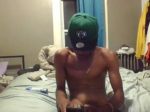 Snapshot of mikyng chatting on October 24, 12:31 am mikyng online show from October 24, 12:31 am